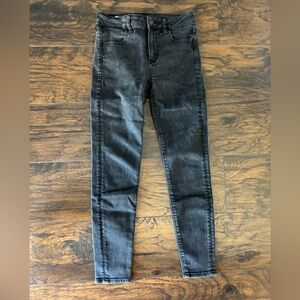 American Eagle Black Size 4 SHORT Skinny jeans